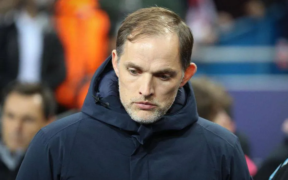 Thomas Tuchel khó trụ lại PSG trước Leonardo?