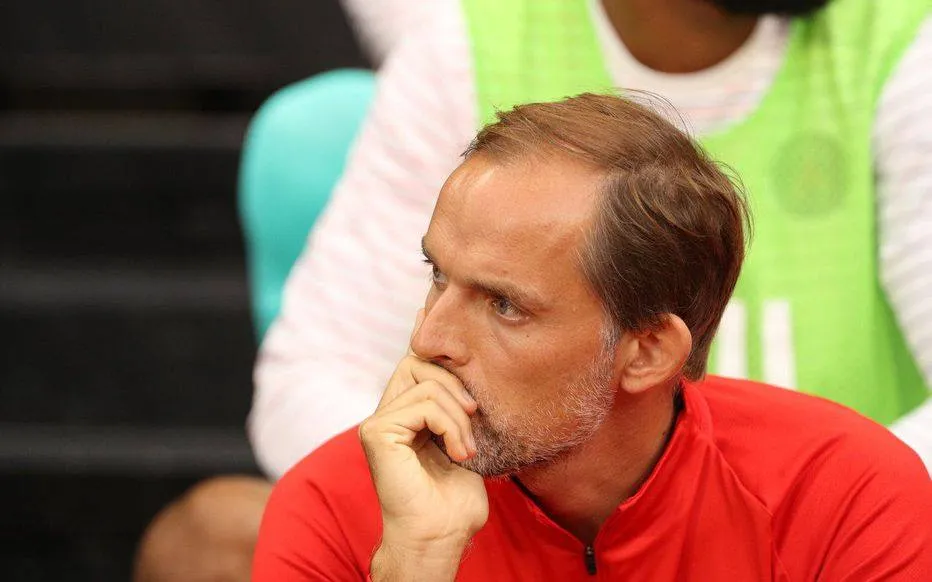 Thomas Tuchel phảbn xạ chậm trong trận thua Rennes