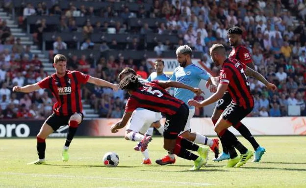Bournemouth - Man City 1-3 Aguero ghi cú đúp, The Citizens chiếm ngôi nhì bảng ảnh 11