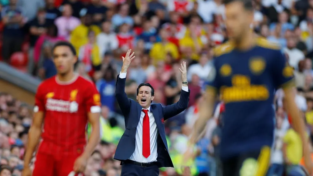 Trò chơi cân não: Vì sao Liverpool dễ dàng đè bẹp Arsenal? ảnh 1