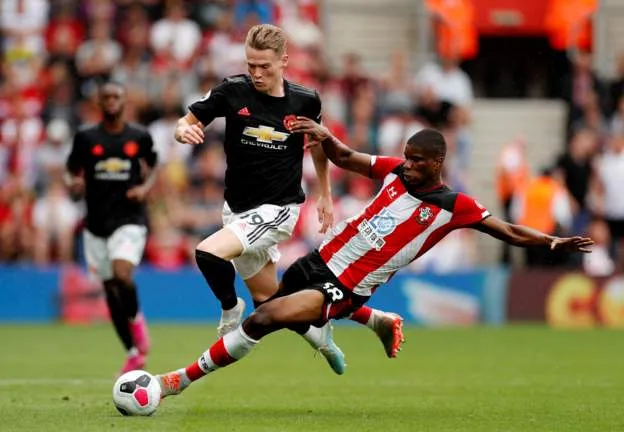 Southampton - Man United 1-1: Daniel James tỏa sáng, Quỷ đỏ đánh rơi chiến thắng ảnh 8