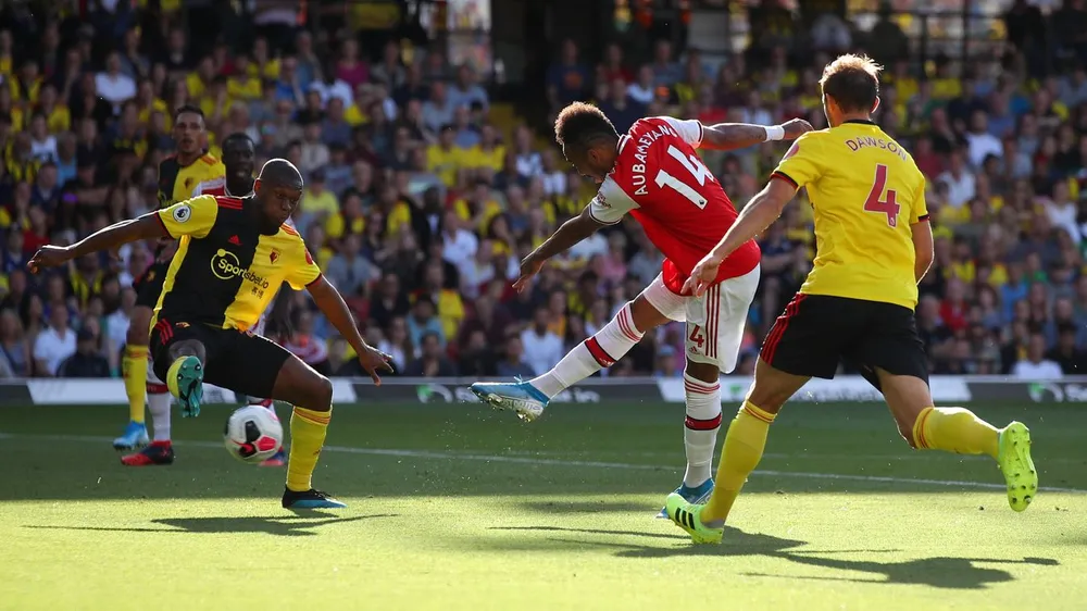 Watford - Arsenal 2-2: Auba ghi cú đúp, Sokratis, Luiz tặng quà Flores ảnh 3
