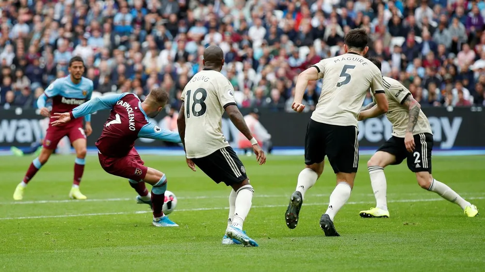 West Ham - Man United 2-0: Quỷ đỏ thảm bại. tụt xuống thứ 8 ảnh 4