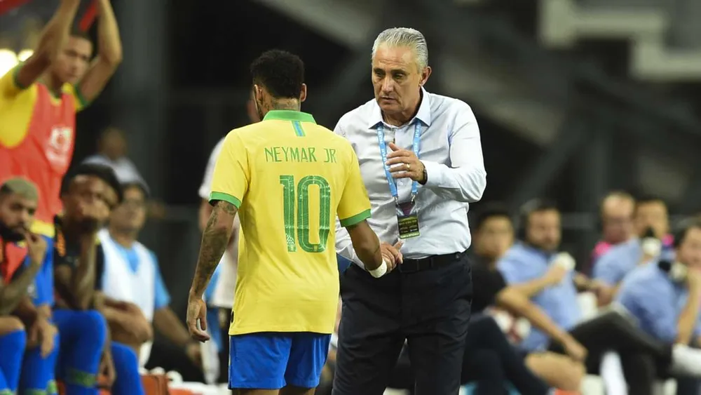 HLV Titte phải thay thế Neymar từ rất sớm