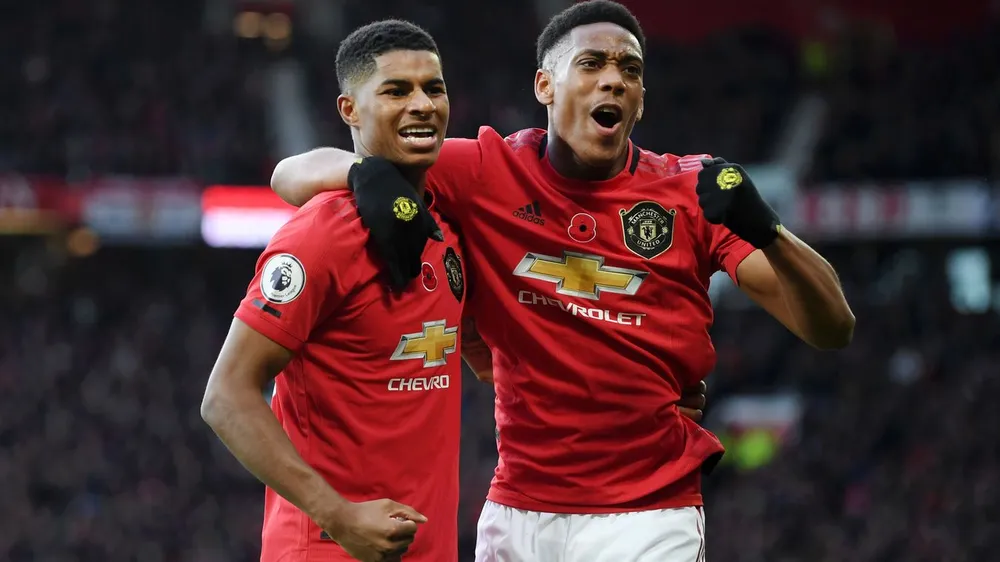 Marcus Rashford và Anthony Martial tỏa sáng ở Old Trafford