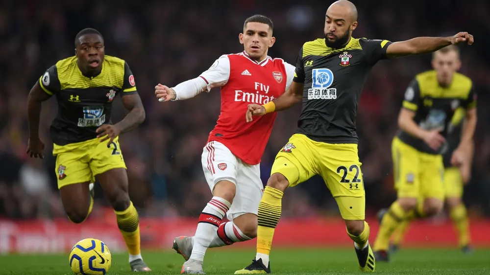 Arsenal - Southampton 2-2: Lacazette cứu nguy Pháo thủ phút 90+6