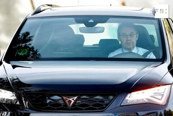 Đài ESPN: Barcelona đã sa thải HLV Ernesto Valverde ảnh 1