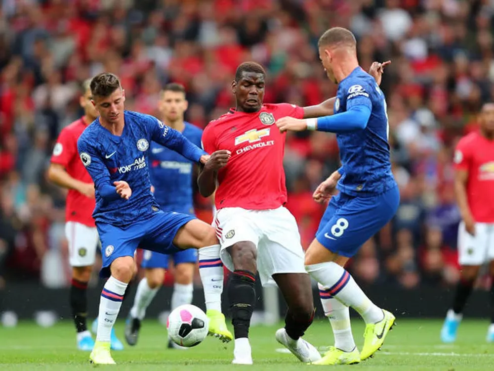 Mason Mount chạm trán Paul Pogba