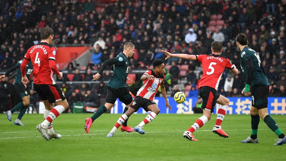 Southampton - Burnley 1-2: Danny Ings chuộc lỗi nhưng Vydra nhấn chìm đội chủ nhà ảnh 5