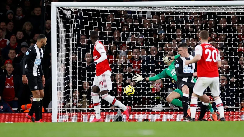 Arsenal - Newcastle 4-0: Aubameyang, Pepe, Oezil và Lacazette nhấn chìm Chích chòe ảnh 6