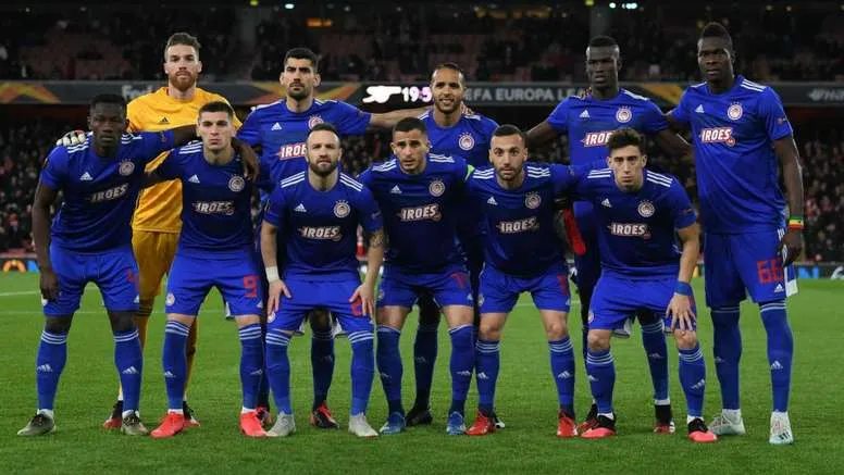 Cả đội Olympiakos đều âm tính với COVID-19