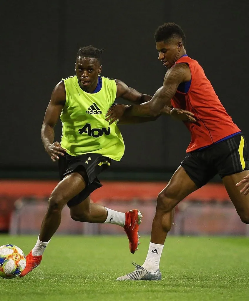 Wan-Bissaka tiến bộ nhờ… tập với Marcus Rashford ở Man United ảnh 2