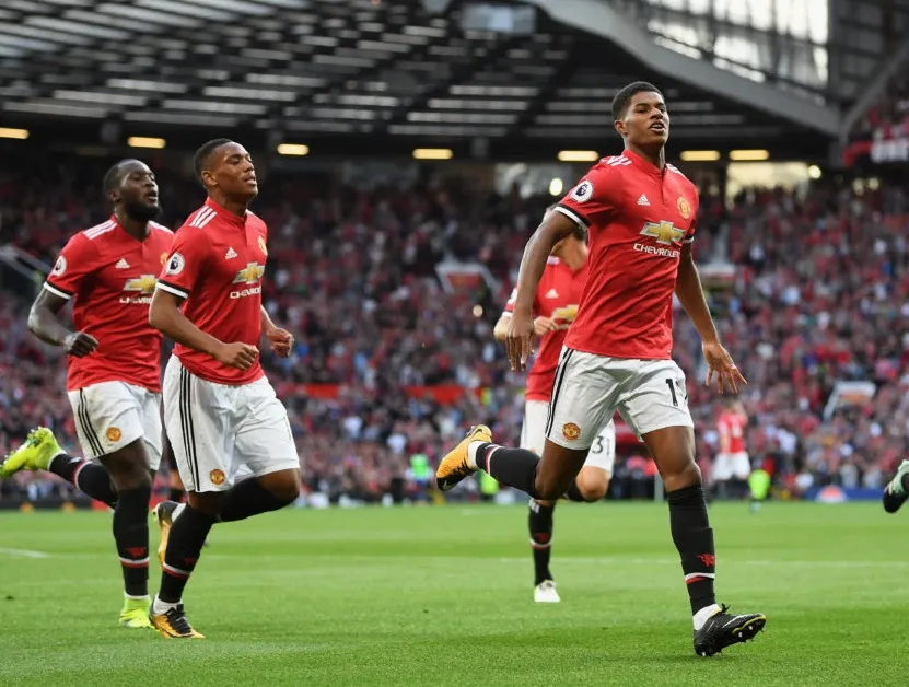 Còn 2 hay 3 năm nữa, Manchester United mới có thể cạnh tranh danh hiệu