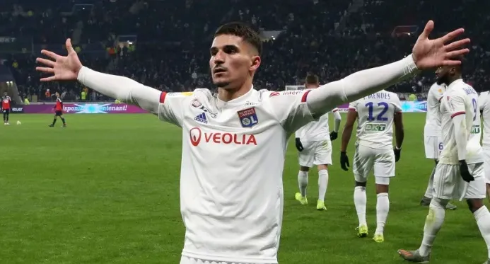 Houssem Aouar là món hàng dễ bán