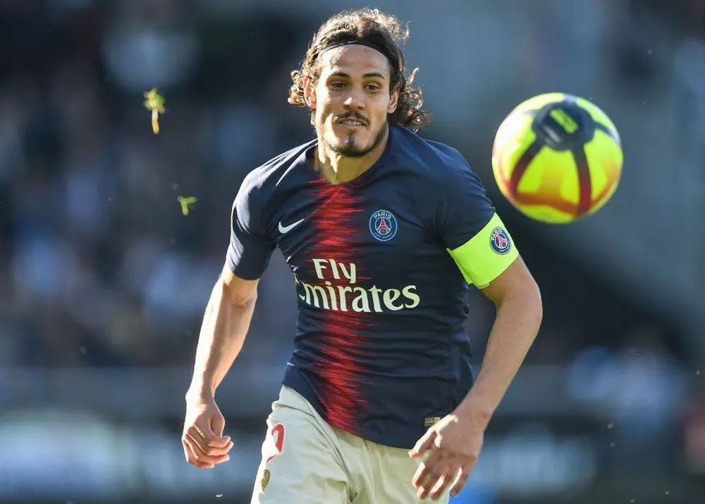 Edinson Cavani sẽ rời PSG