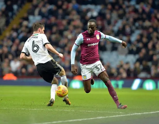 Aston Villa (phải) sẽ quyết thắng Sheffield United