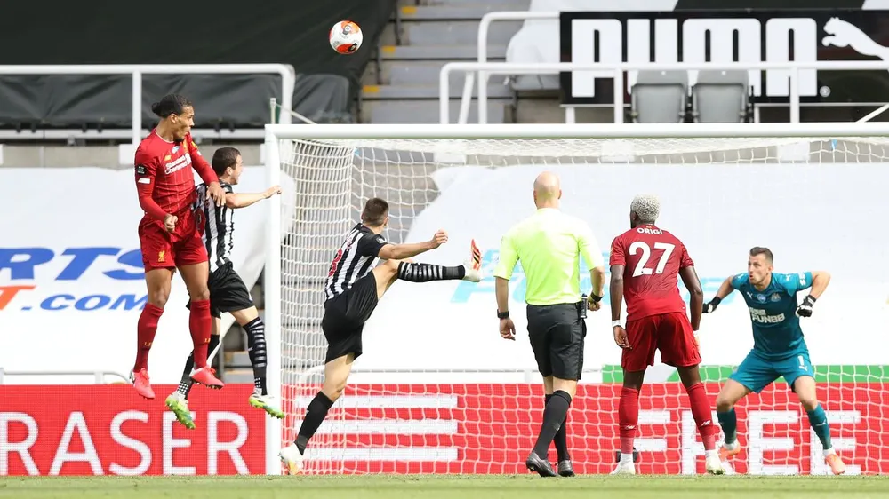 Kết quả và xếp hạng giải Ngoại hạng Anh, vòng 38: Chelsea và Man United vào tốp 4, Aston Villa trụ hạng ảnh 5