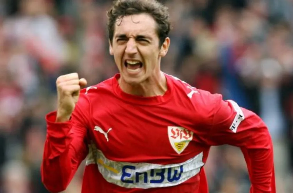 Nếu Neymar trị giá 200 triệu bảng, thì Ronaldinho và Ronaldo sẽ là vô giá ảnh 2