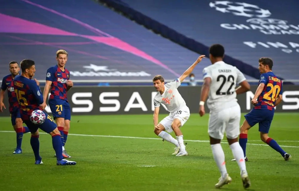 Barcelona và thảm bại nhục nhã nhất trong 80 năm qua ảnh 2