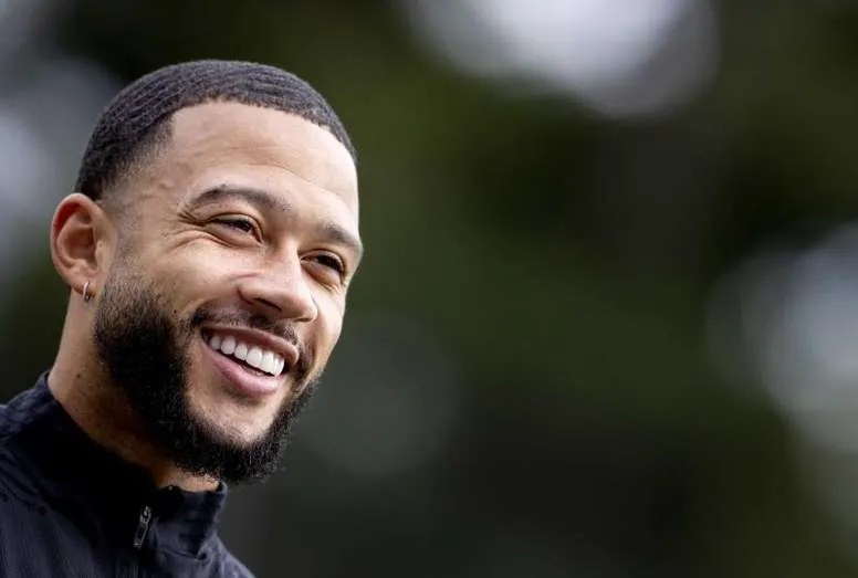 Memphis Depay sẽ sớm gia nhập CLB xứ Catalan