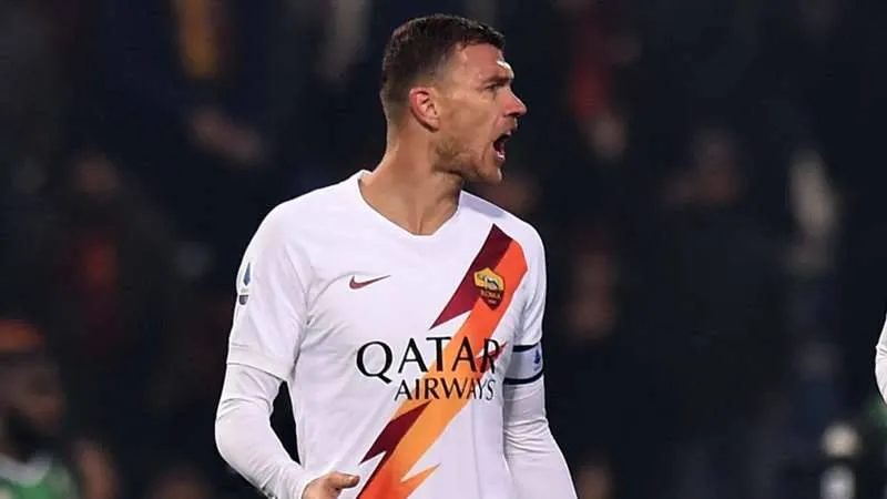 Edin Dzeko có kinh nghiệm 5 năm chơi bóng ở Serie A