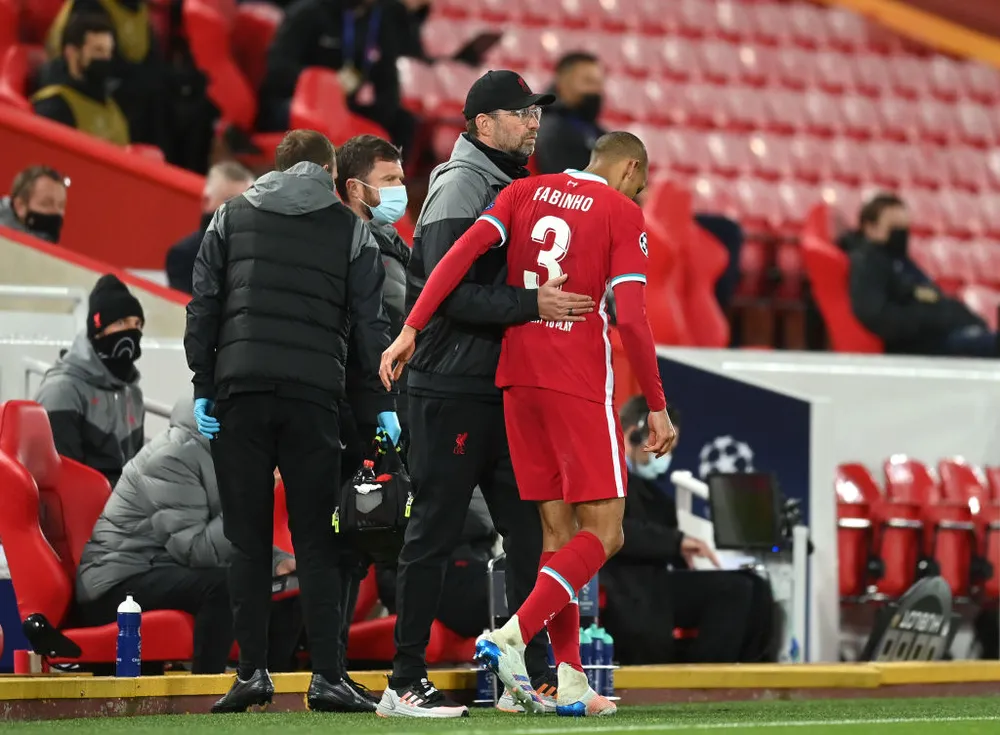 Jurgen Klopp lo lắng ca chấn thương của Fabinho