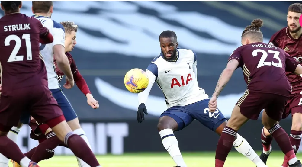 Đè bẹp Leeds, Harry Kane và Son Heung-min đưa Tottenham lên hạng 3 ảnh 4