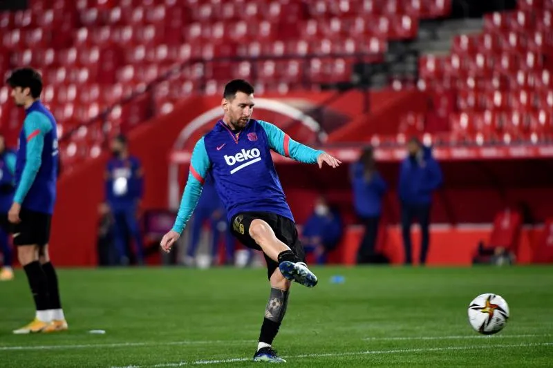 Leo Messi vẫn đang cống hiến hết mình cho Barcelona