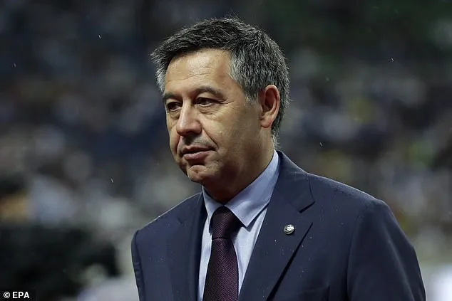 Cựu chủ tịch Barca Josep Bartomeu bị bắt vì thuê truyền thông bôi nhọ Messi ảnh 1