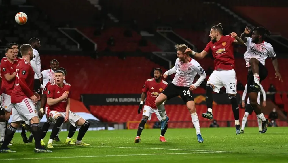 Man United đánh rơi chiến thắng trước AC Milan ảnh 3