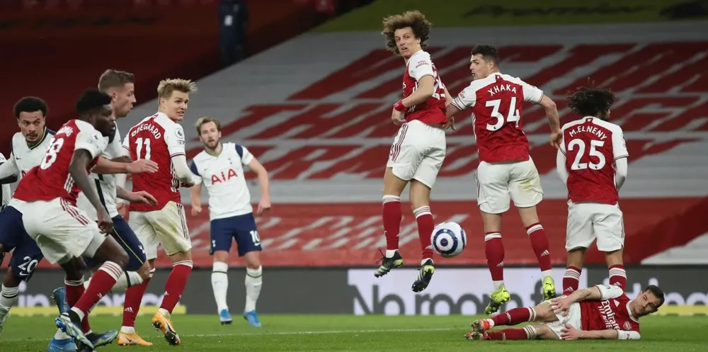 Siêu phẩm của Lamela không cứu nổi Tottenham trong trận derby London ảnh 4