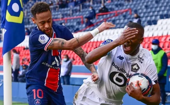 Bị lãnh thẻ đỏ, Neymar vẫn xung đột với Djalo trong đường hầm ảnh 1