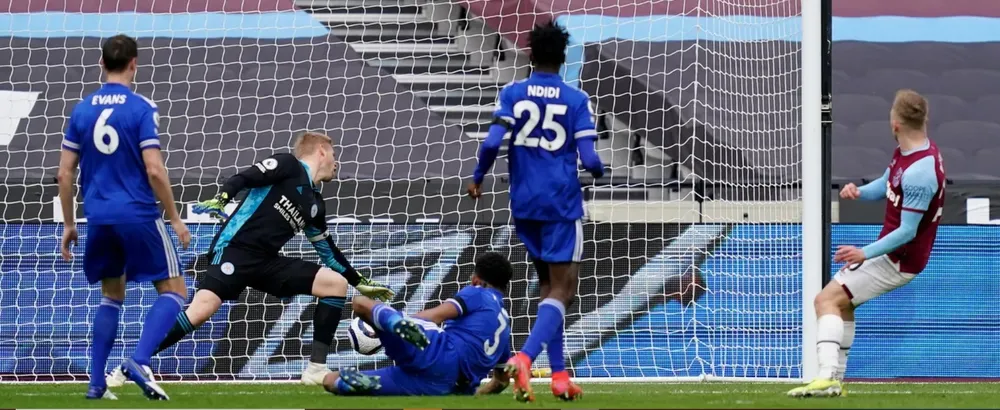 Jesse Lingard ghi cú đúp, đưa West Ham qua mặt Chelsea chiếm ngôi thứ 4 ảnh 1