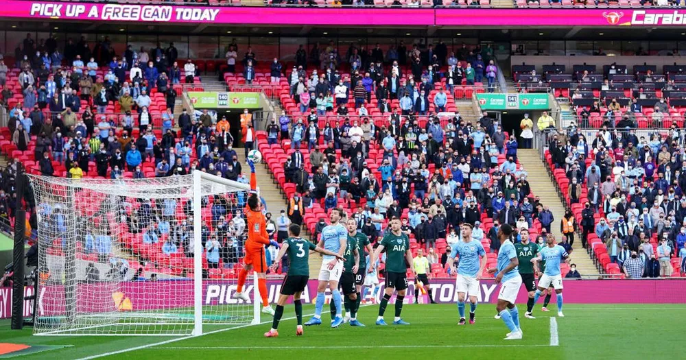 Aymeric Laporte nhấn chìm Tottenham, giúp Man City đăng quang League Cup 4 mùa liên tiếp ảnh 1