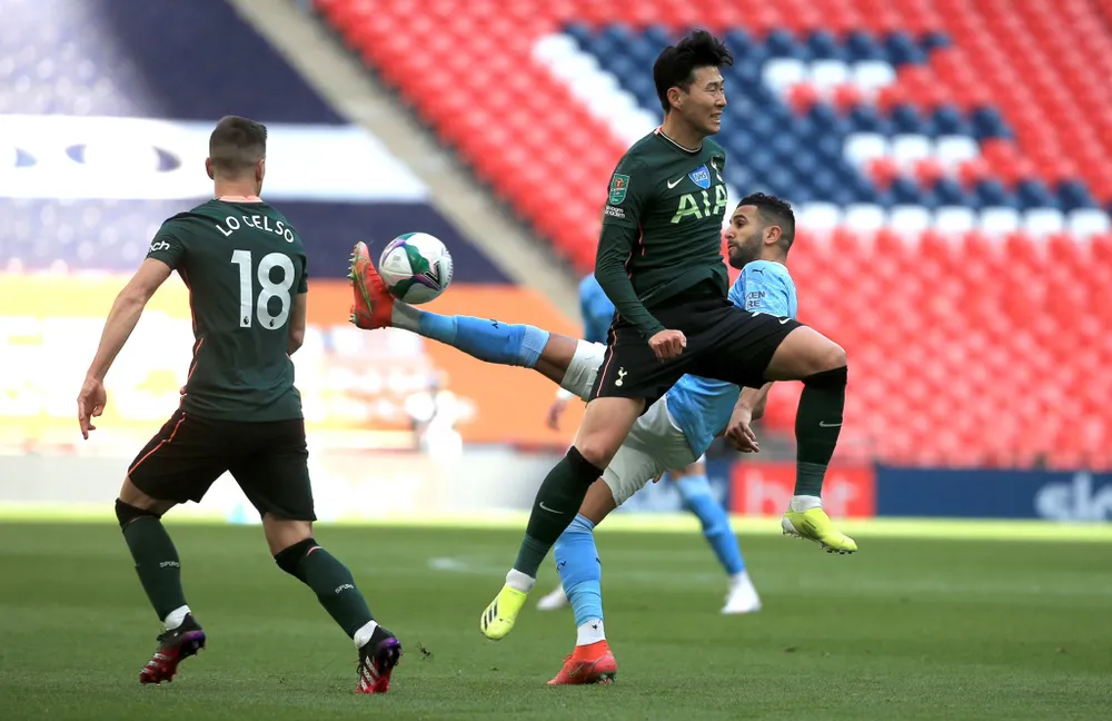 Aymeric Laporte nhấn chìm Tottenham, giúp Man City đăng quang League Cup 4 mùa liên tiếp ảnh 2