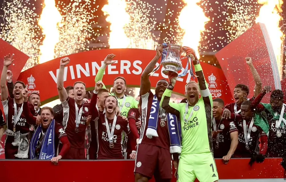 Tielemans nhấn chìm Chelsea, giúp Leicester City lần đầu thắng cúp FA