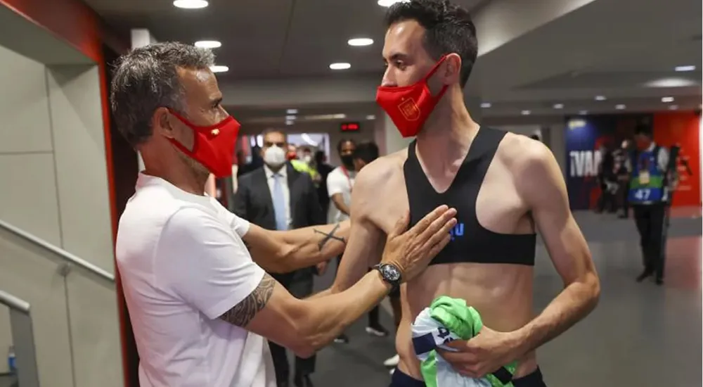 Luis Enrique sẽ đợi Busquets trở lại ảnh 1