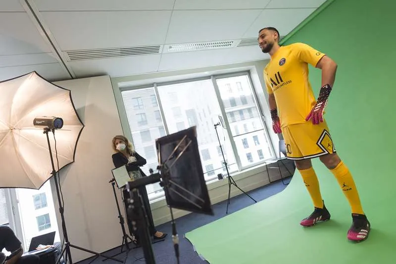 Gianluigi Donnarumma ký hợp đồng 5 năm với PSG: “Tôi đến đây để hoàn thiện mình” ảnh 3