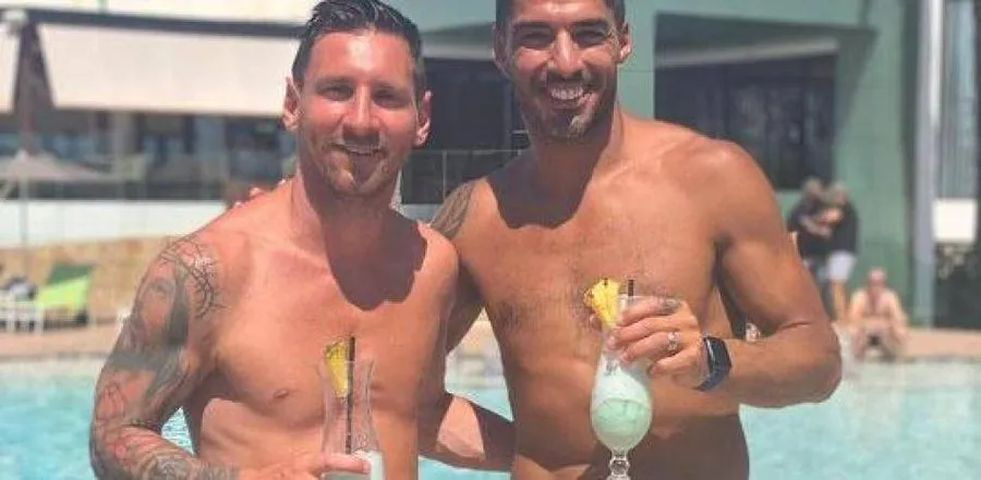 Lionel Messi sẽ ở lại Barcelona 'sau khi thỏa thuận hợp đồng đến năm 2026' ảnh 1