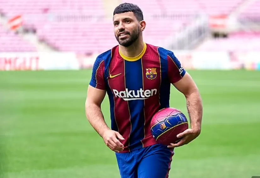 PSG rao bán 10 ngôi sao để cắt giảm bảng lương 256 triệu bảng, sẵn sàng chờ đón Messi gia nhập ảnh 2