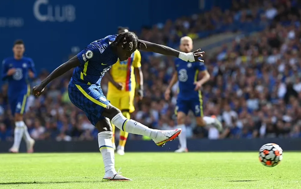 Trevoh Chalobah, viên ngọc quý của Chelsea ảnh 1