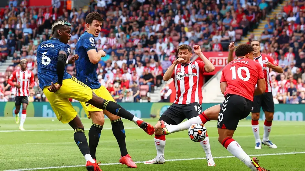 Paul Pogba tỏa sáng vẫn không đủ để Man United ghi chiến thắng ở St.Mary'