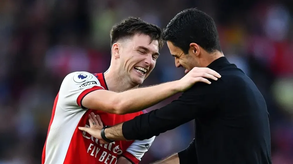 Xô ngã những cột mốc trận derby bắc London ảnh 3