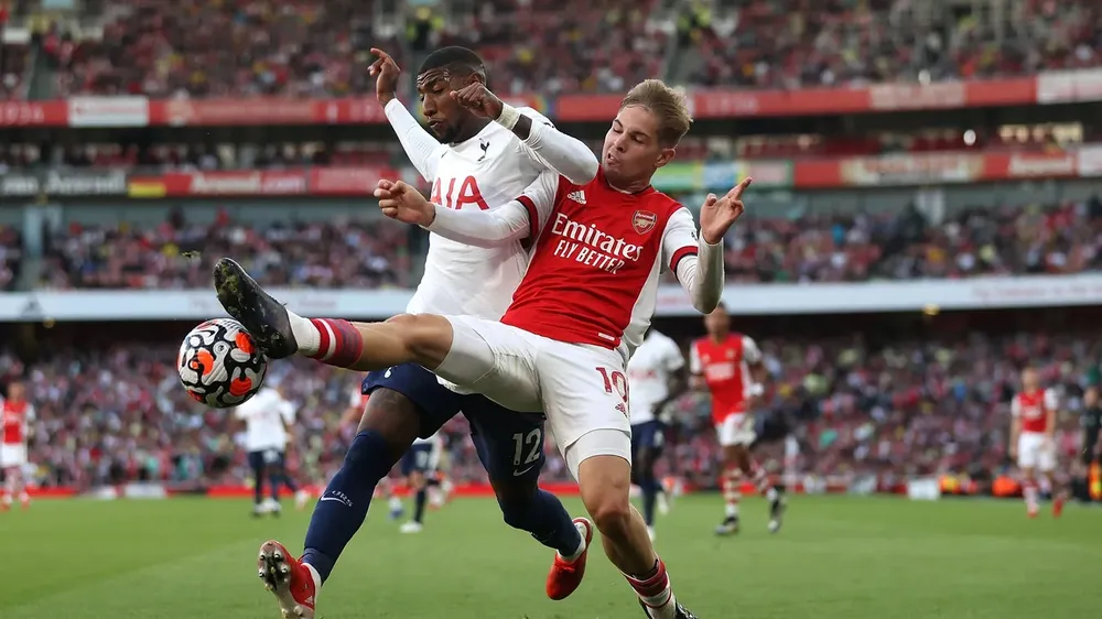 Xô ngã những cột mốc trận derby bắc London ảnh 1