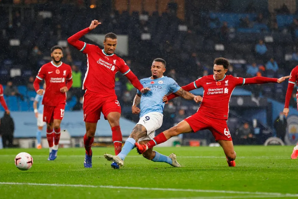 Klopp ru ngủ Pep Guardiola: Man City vẫn là đội xuất sắc nhất châu Âu ảnh 1