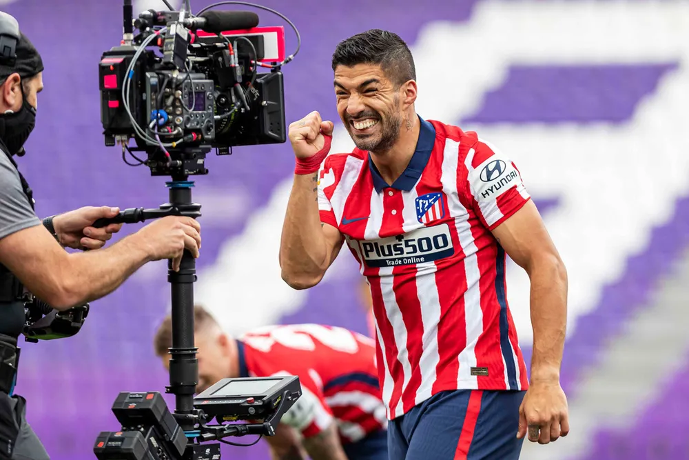 Luis Suarez: 'Koeman khinh thường tôi như thể cầu thủ 15 tuổi' ảnh 1