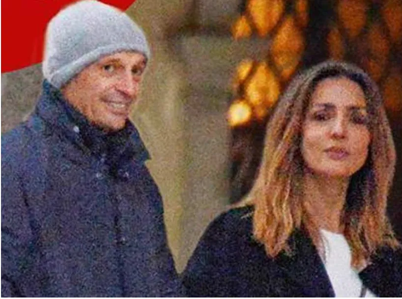 HLV Allegri bị người yêu cũ và con gái buộc tội ‘phản bội’ trên truyền hình ảnh 1