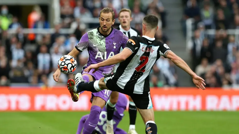 Harry Kane ghi bàn đầu tiên mùa giải, Tottenham quật ngã Chích chòe ngày ra mắt ông chủ mới ảnh 4