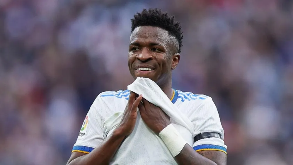 Vinicius mất cơ hội về đá với avfi