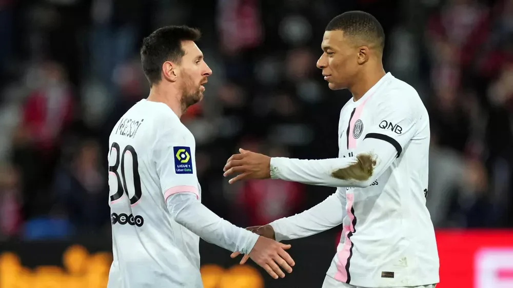 Mbappe và Messi có rất ít pha phối hợp với nhau